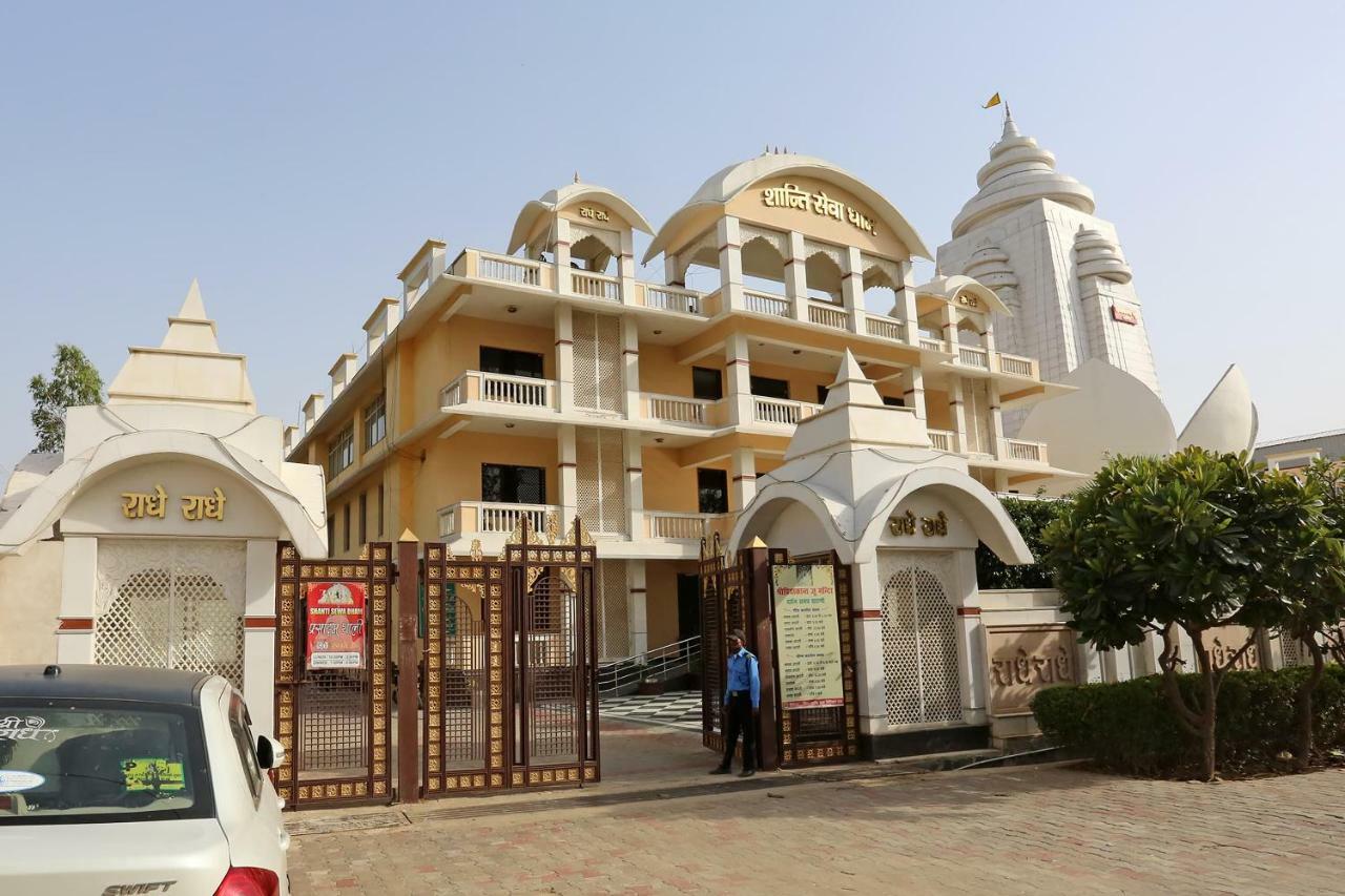 Hotel Oyo 13564 Near Prem Mandir Mathura Esterno foto