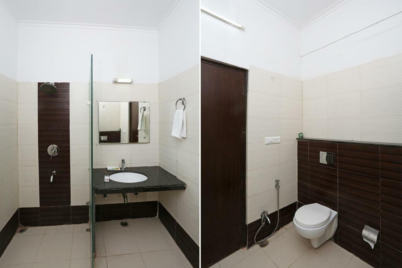 Hotel Oyo 13564 Near Prem Mandir Mathura Esterno foto